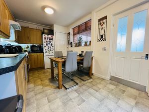 Photo 19- click for photo gallery